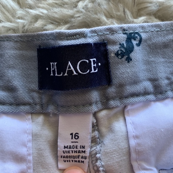 Boys Size 16 Place Shorts - Picture 2 of 5